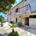 Apartman Tortuga *